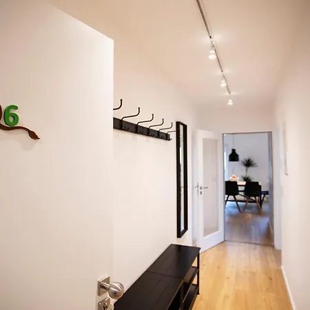 Q-Stall Apartments, Apartment Q6 شقة
